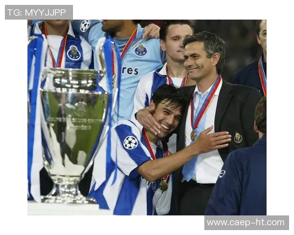 波尔图逆转里昂精彩瞬间回顾足总杯激战引爆全场热情